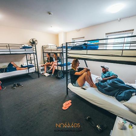 Nomads Melbourne Backpackers Hostel Buitenkant foto