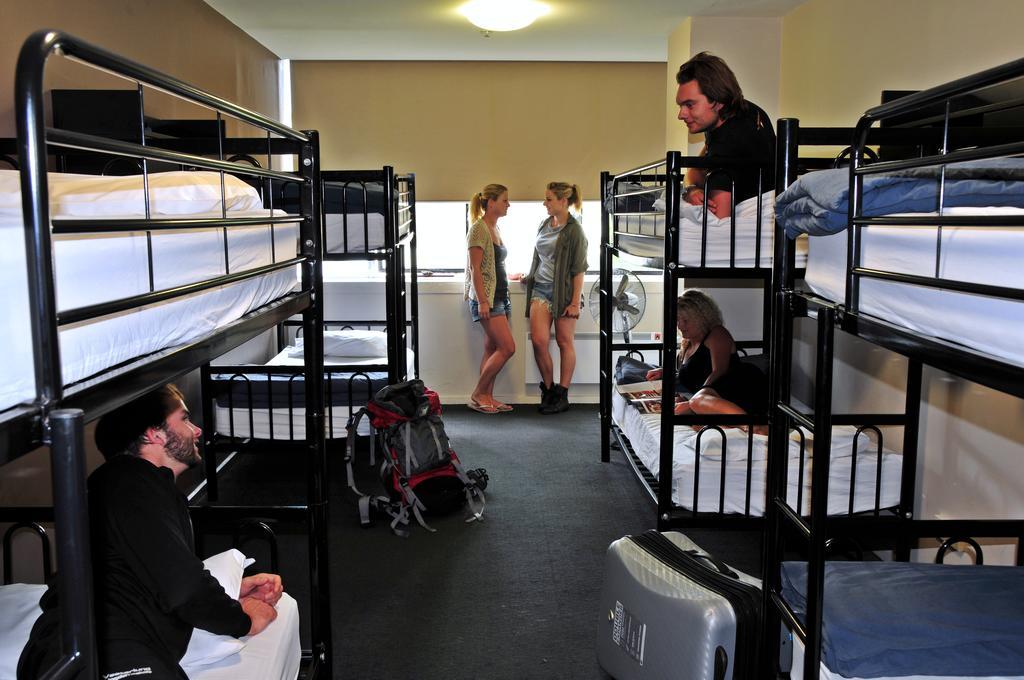 Nomads Melbourne Backpackers Hostel Buitenkant foto