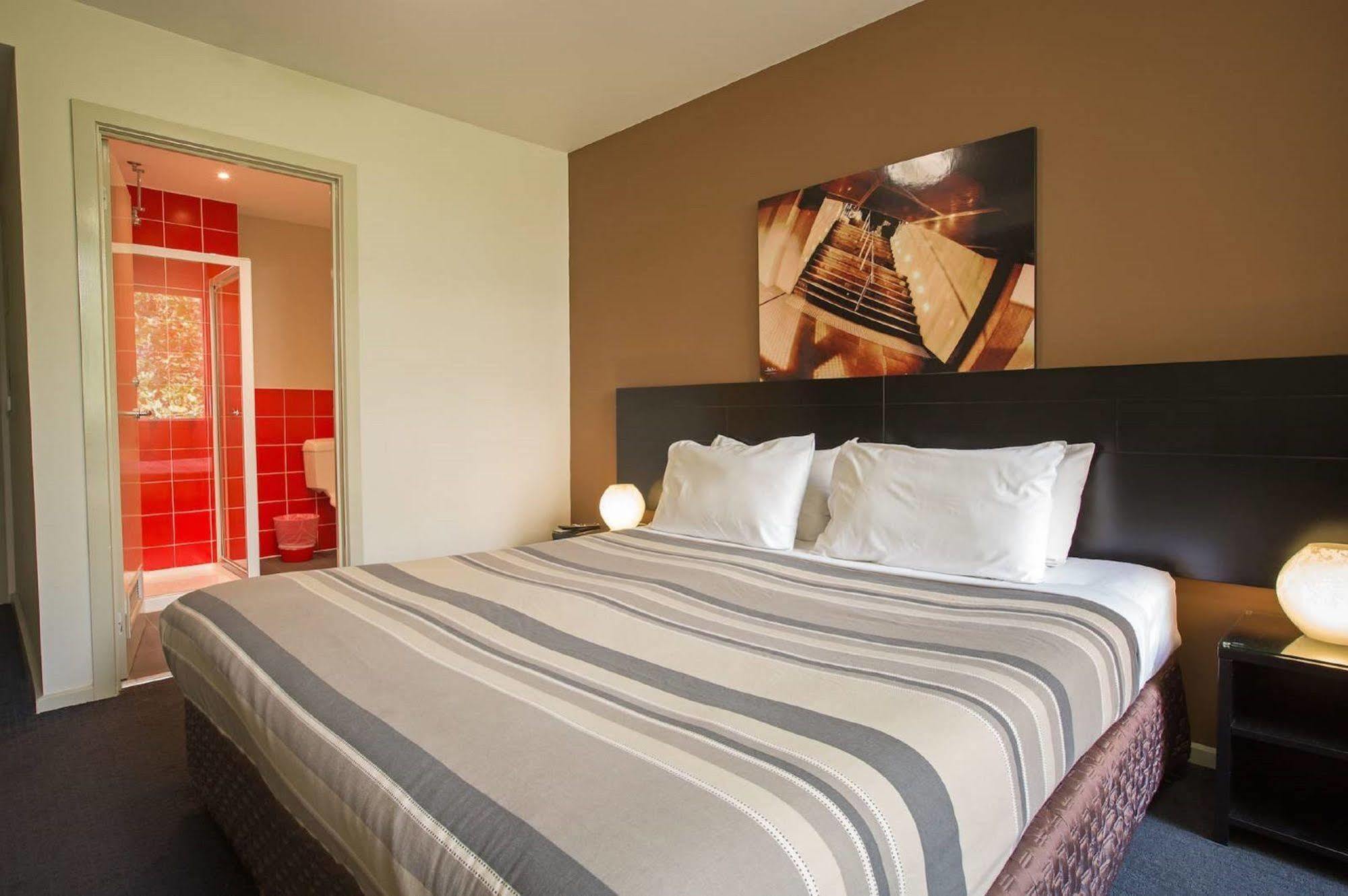 Nomads Melbourne Backpackers Hostel Buitenkant foto